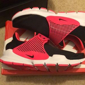 Nike Sock Dart GS